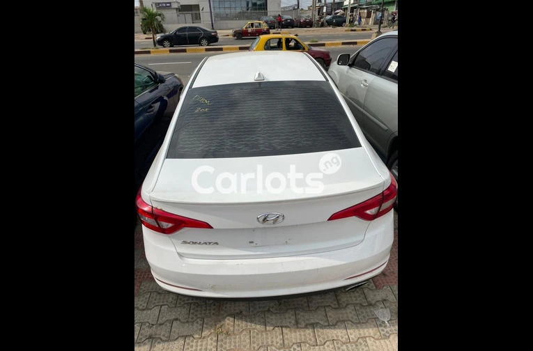 Super clean Hyundai Sonata 2015 - 1/7