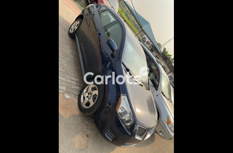 Pontiac Vibe 2009 - 6/7