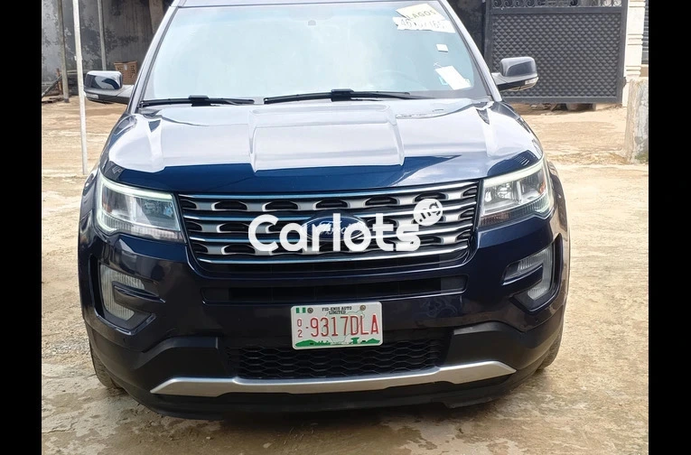 Foreign used  2017 Ford Explorer - 1/7
