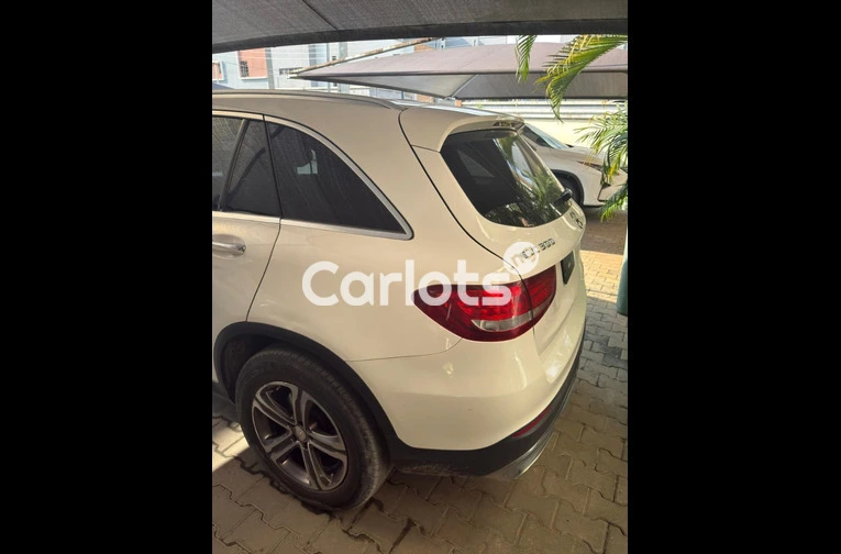 2016 Mercedes Benz GLC 300 Foreign used Accident free - 7/7