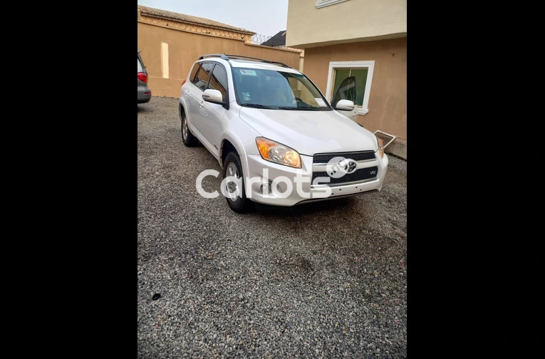 FOREIGN USED 2010 TOYOTA RAV4 LIMITED V6 - 6/7