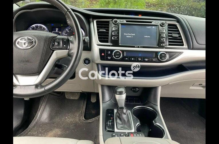 HIGHLANDER XLE 2015 - 2/7