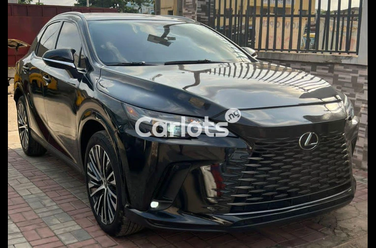 Foreign used 2023 Lexus RX350 Premium - 1/7