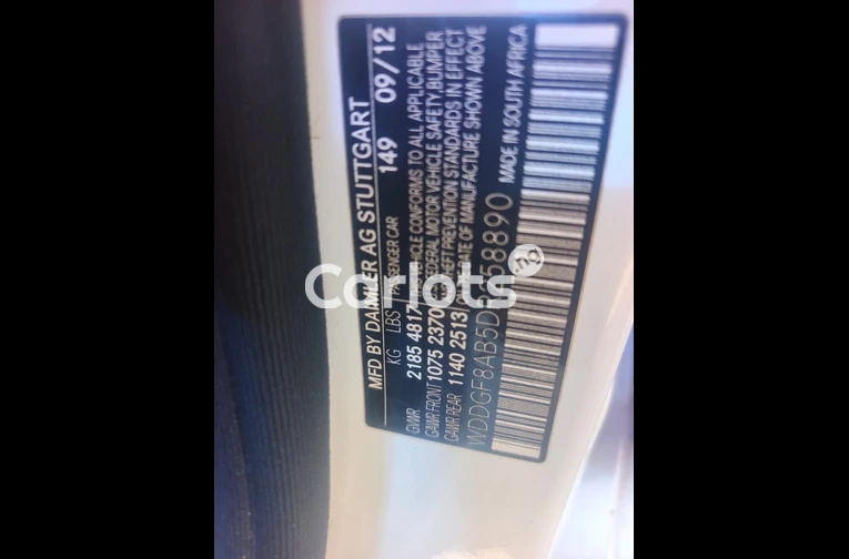 UNREGISTERED 2012 MERCEDES C300 - 4/7