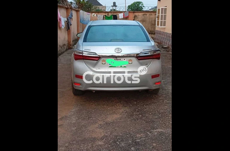 2015 Toyota Corolla - 1/5