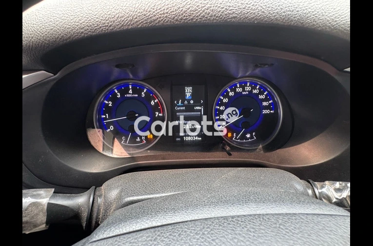 BELGIUM GRADE 2017 TOYOTA HILUX SR5 ADVENTURE - 2/7