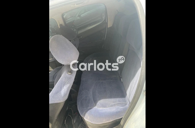 PEUGEOT 206 AUTOMATIC - 3/7