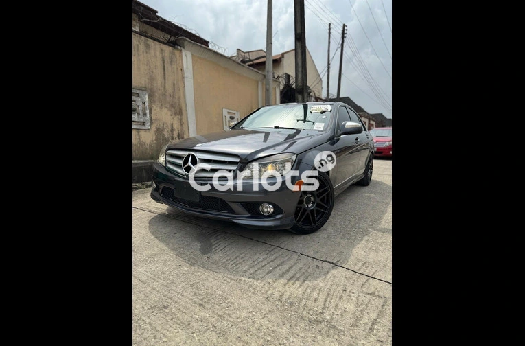 FOREIGN USED 2008 MERCEDES BENZ C300 - 1/7