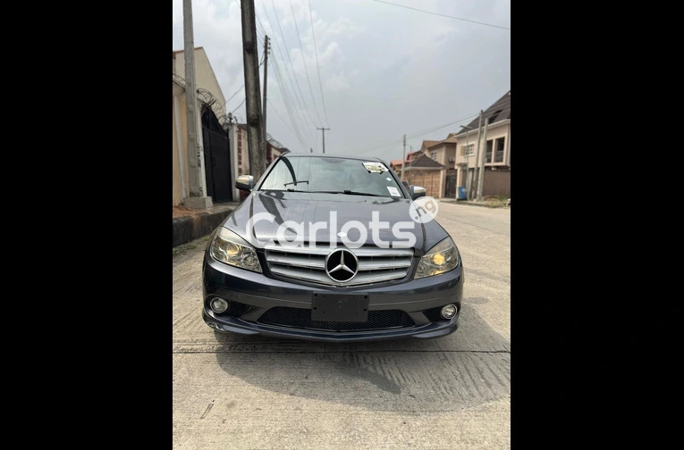 FOREIGN USED 2008 MERCEDES BENZ C300 - 6/7