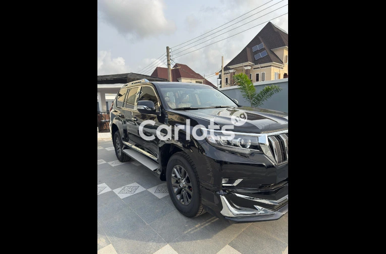 FOREIGN USED 2017 TOYOTA LANDCRUISER PRADO TXL - 6/7