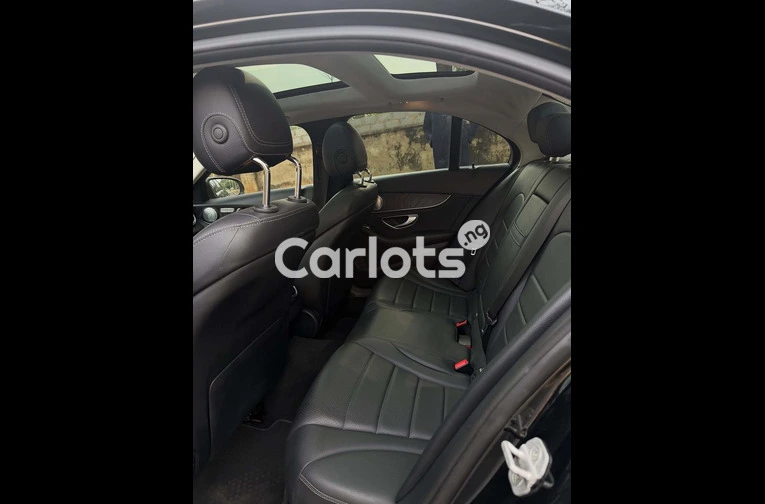 2015 Mercedes-Benz C300 - 6/7