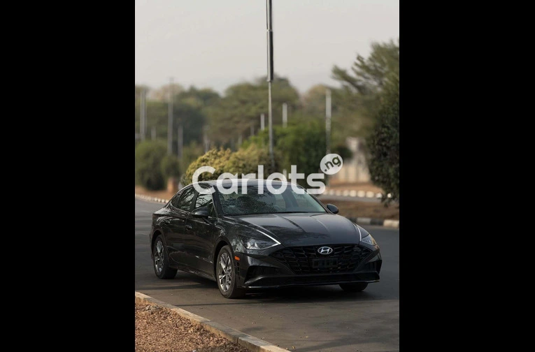 2022 Hyundai Sonata - 3/7