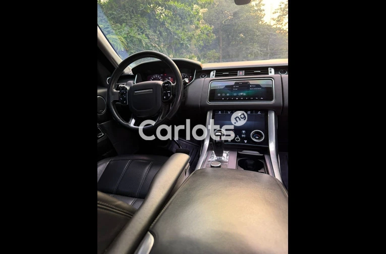 Land Rover Range Rover Sport 2021 - 2/7