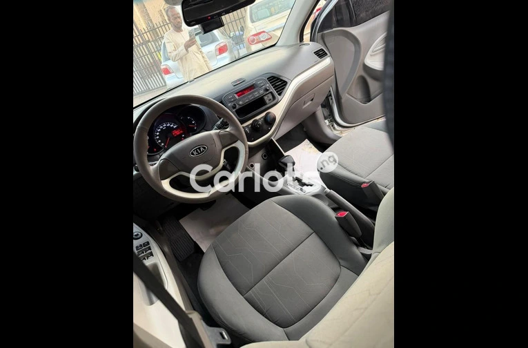 KIA MORNING 2012 - 3/7