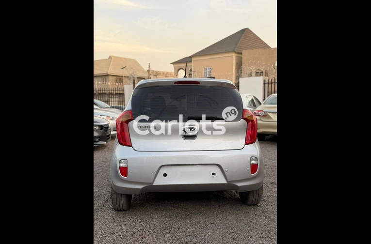 KIA MORNING 2012 - 4/7