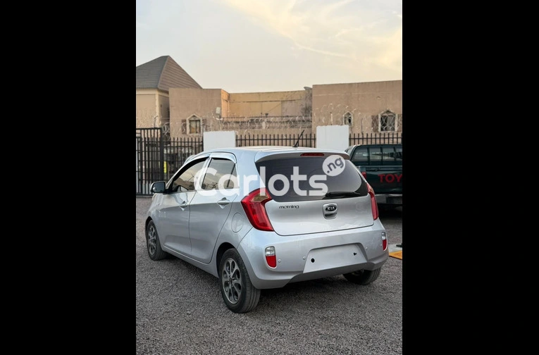 KIA MORNING 2012 - 6/7