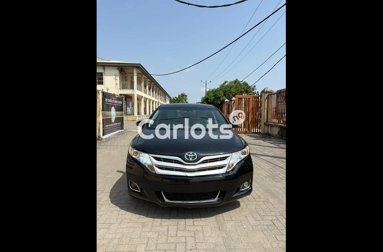 2013 TOYOTA VENZA XLE FULL OPTION 4CYL FOR SALE - 1/7