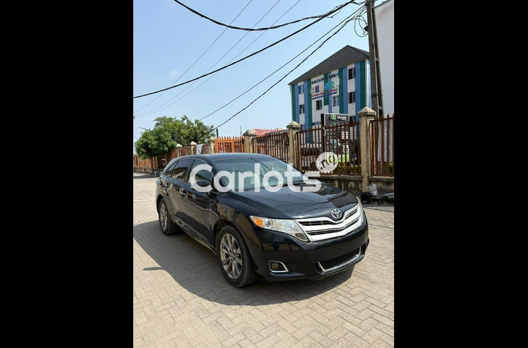 2013 TOYOTA VENZA XLE FULL OPTION 4CYL FOR SALE - 2/7