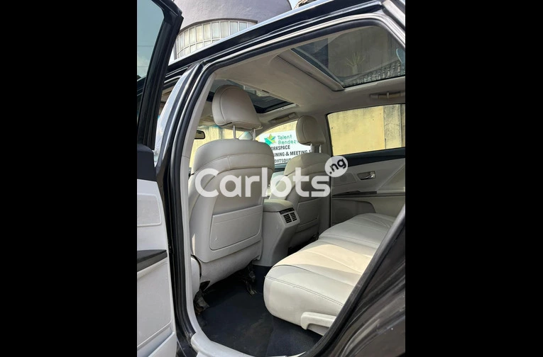 2013 TOYOTA VENZA XLE FULL OPTION 4CYL FOR SALE - 4/7