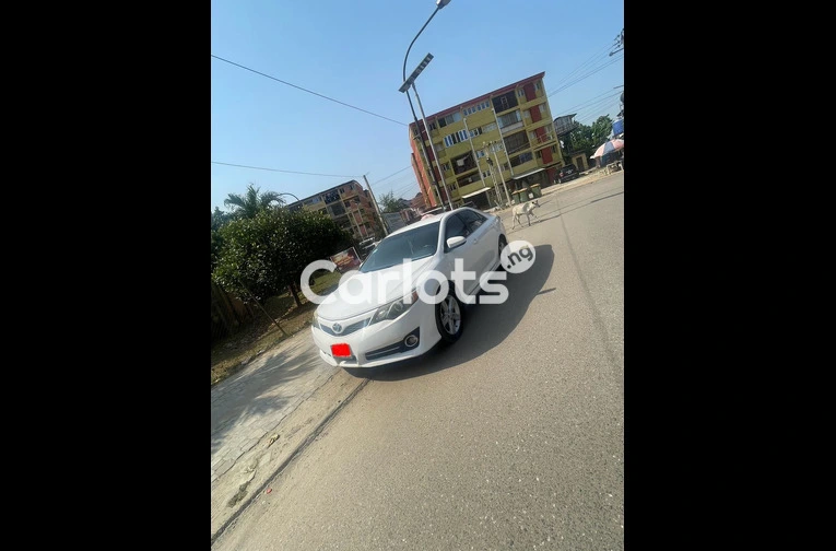 PURE FIRST BODY 2013 TOYOTA CAMRY SPORT - 5/7