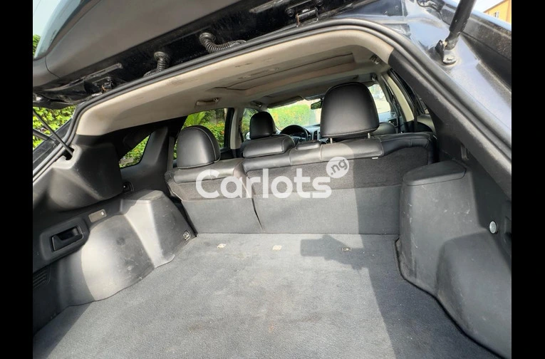 Neatly used 2014/15 Toyota Venza - 6/7