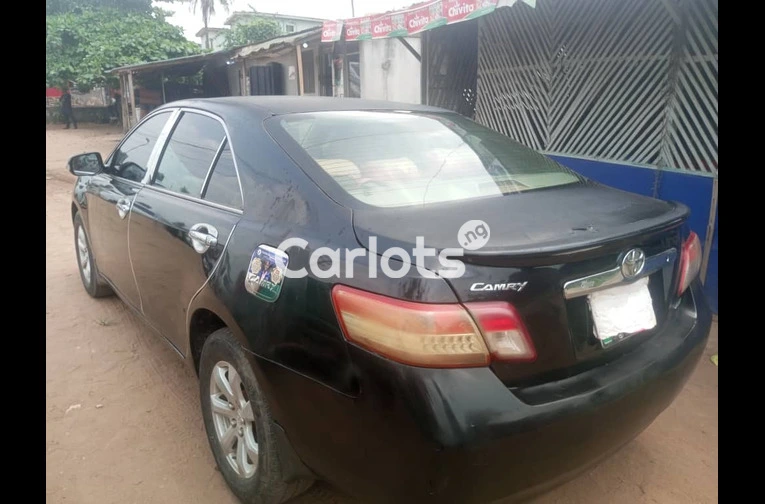 Toyota Camry for sale - 2/7