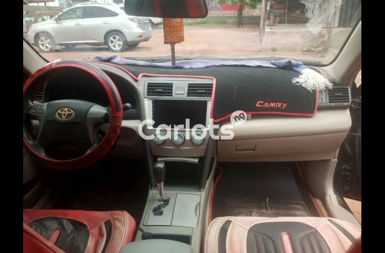 Toyota Camry for sale - 4/7