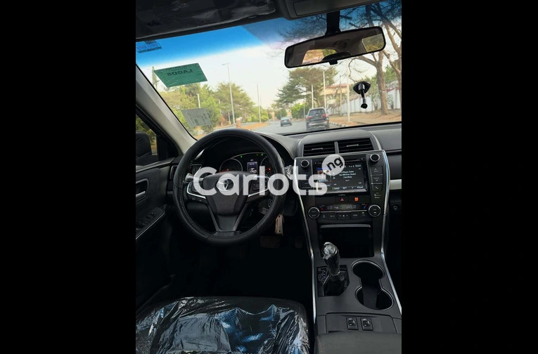 2016 Toyota Camry XSE - 4/7