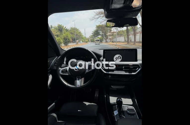 2023 BMW X3 xDrive 30i - 3/7