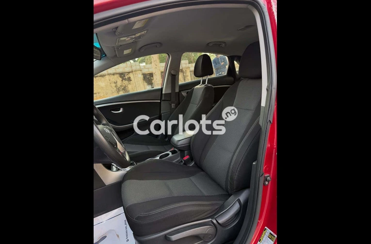 2017 Hyundai Elantra GT - 5/7