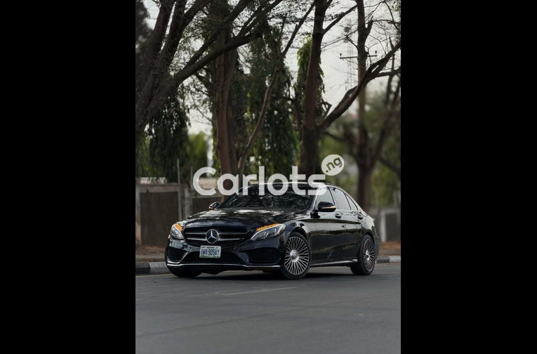 2016 Mercedes-Benz C400 - 1/7