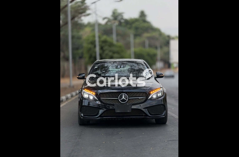 2017 Mercedes-Benz AMG C43 - 2/7