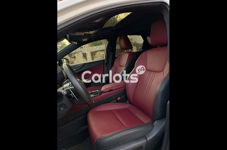 Lexus NX 250 2024 FOREIGN USED - 5/7