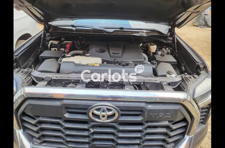 Foreign Used 2022 Toyota Tundra TRO 4X4 Off-Road - 2/7