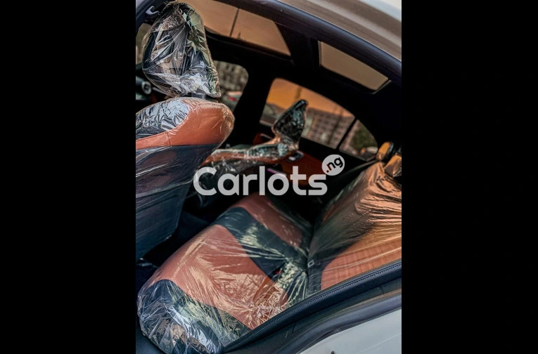 2023 MERCEDES BENZ C300 4MATIC - 5/7