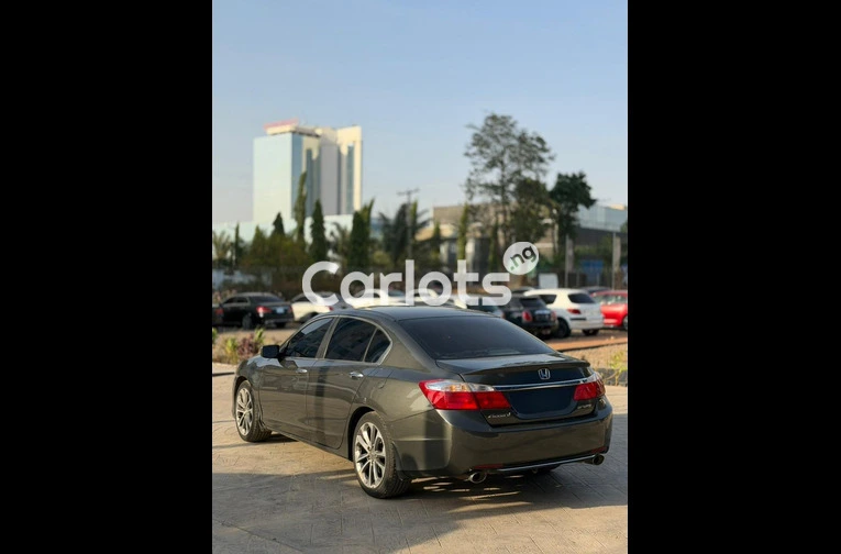 Nigerian used Honda Accord sport 2014 model - 5/7