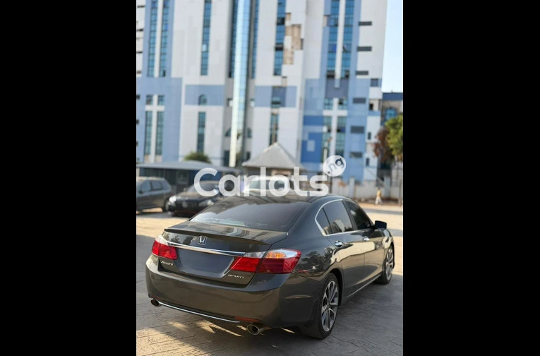 Nigerian used Honda Accord sport 2014 model - 7/7