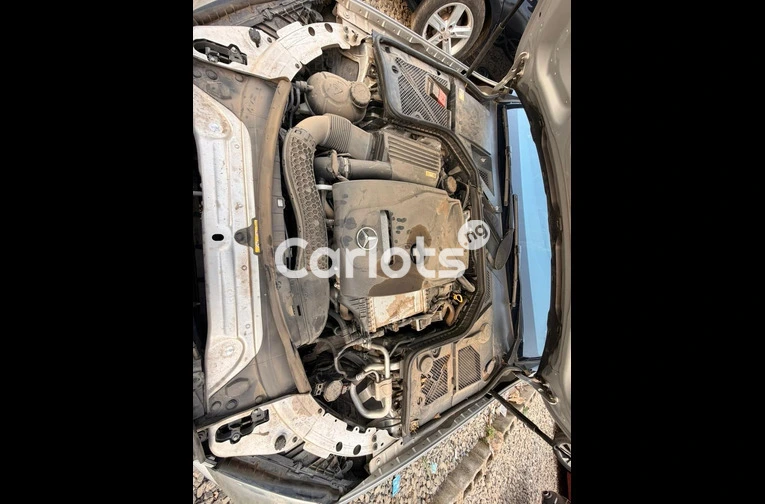 2015 MERCEDES BENZ C300 - 5/7