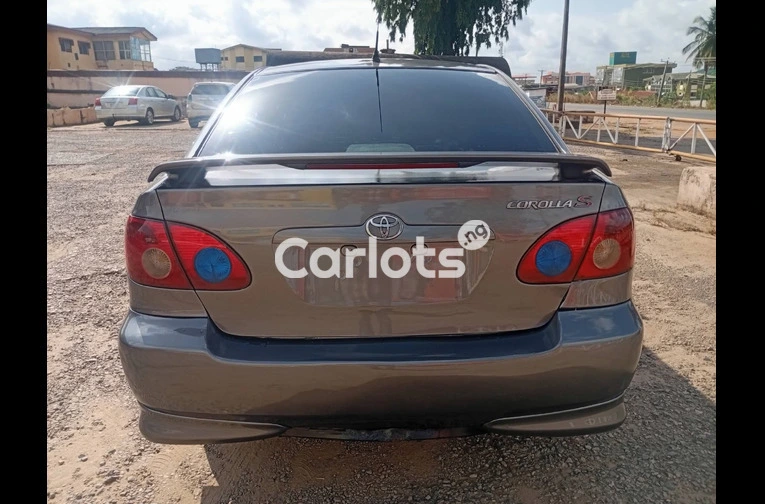 2006 TOYOTA COROLLA - 2/7