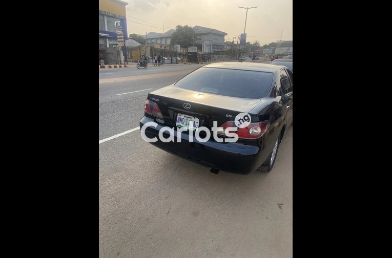 2005 Lexus ES 300 - 3/6