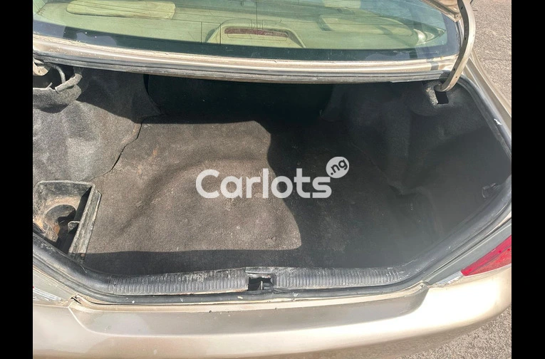 Cheap Toyota Camry 2006 Model - 3/7