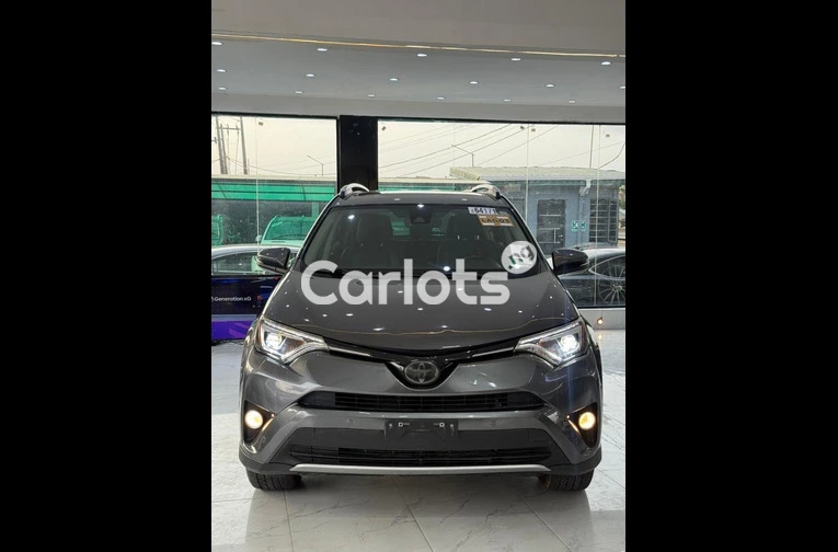 2016 Toyota Rav4 Limited AWD - 1/7
