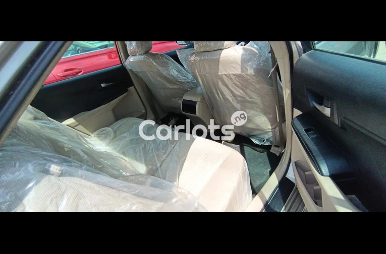 FOREIGN USED 2013 TOYOTA CAMRY XLE(ACCIDENT FREE) - 4/7