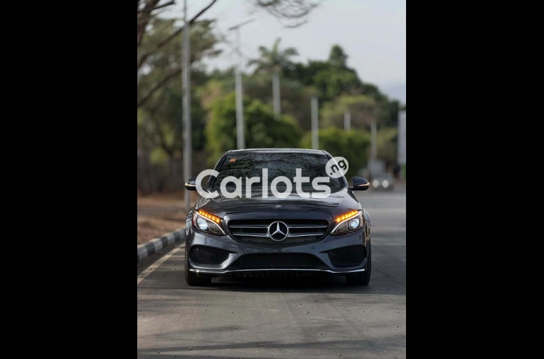 2015Mercedes Benz C400 Foreign Used - 2/4