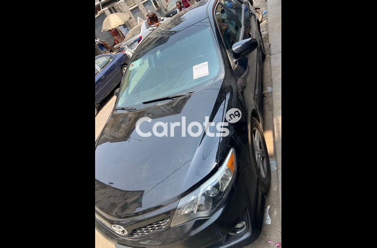 FOREIGN USED 2014 TOYOTA CAMRY XLE(ACCIDENT FREE) - 2/6