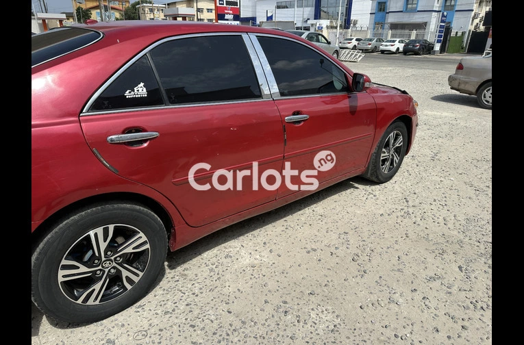 2010 Toyota Camry XLE - 6/6