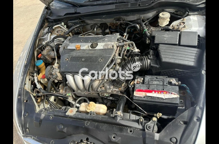 CLEAN 2006 HONDA ACCORD DC - 3/7