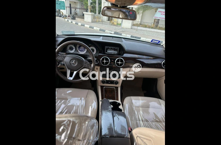 USED 2013 MERCEDES BENZ GLK350 - 3/7