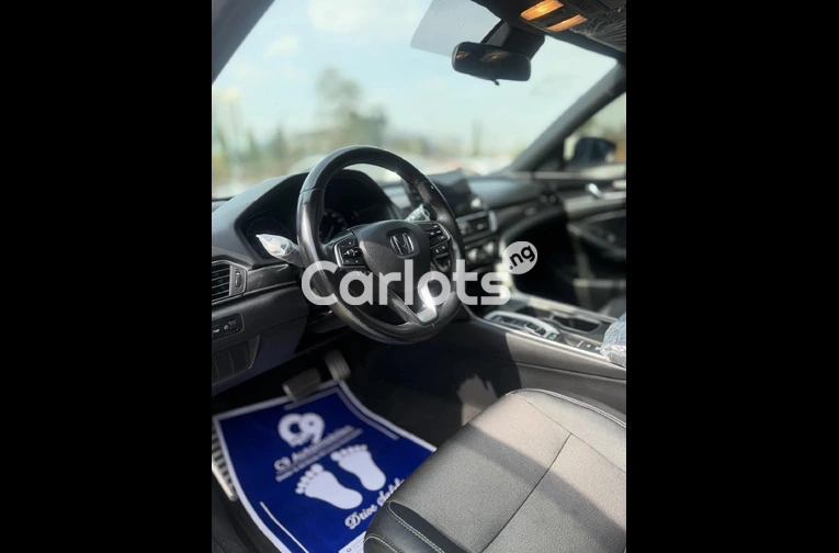 Foreign used 2018 Honda Accord Sport - 4/7