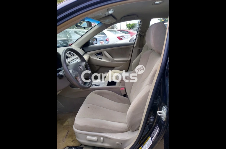 2007 Toyota Camry - 2/7